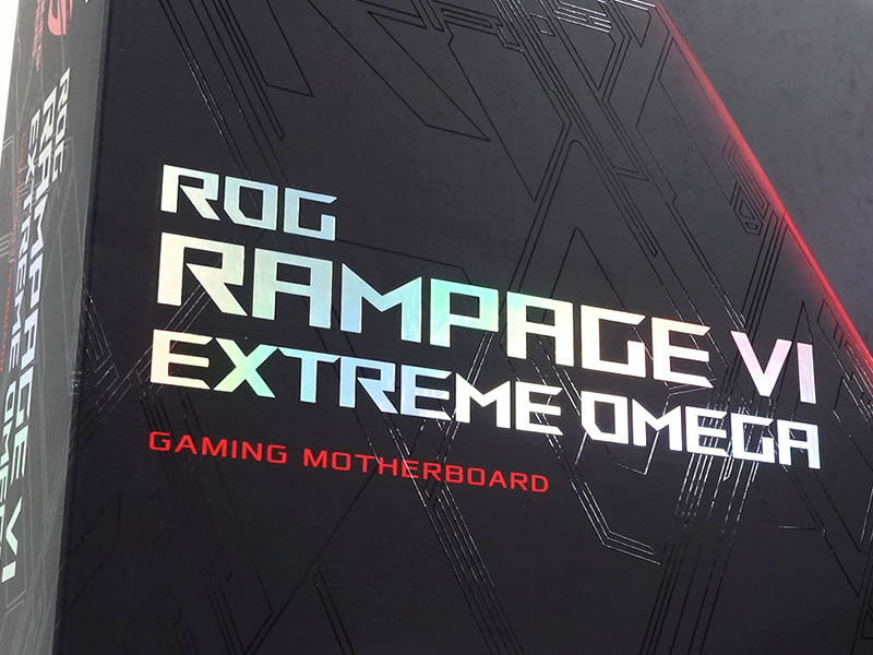 ASUS全部乗せROG最上位グレードIntel X299搭載EATXマザーボードに進化