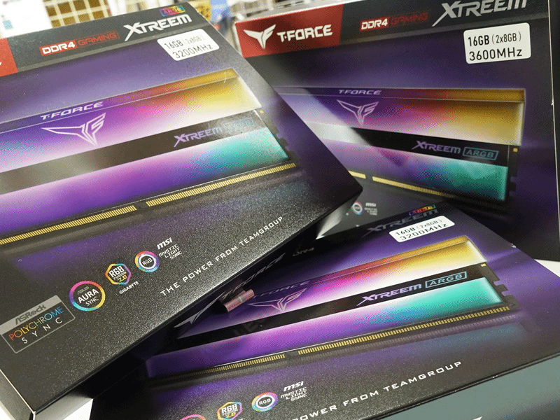 多面積発光、Team T-FORCEから透過ミラー加工とARGB LEDで広範囲