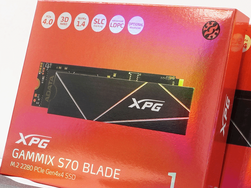M.2　SSD　4TB　AGAMMIXS70B-4T-CS ADATA GAMMIX S70 BLADE SSD 容量4TB M.2 PCIe Gen4 with Heatsink 4.3