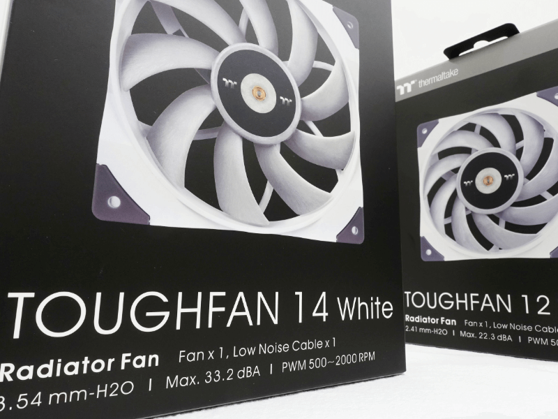 Thermaltake、LCP素材採用の高静圧PWMファンTOUGHFANシリーズに