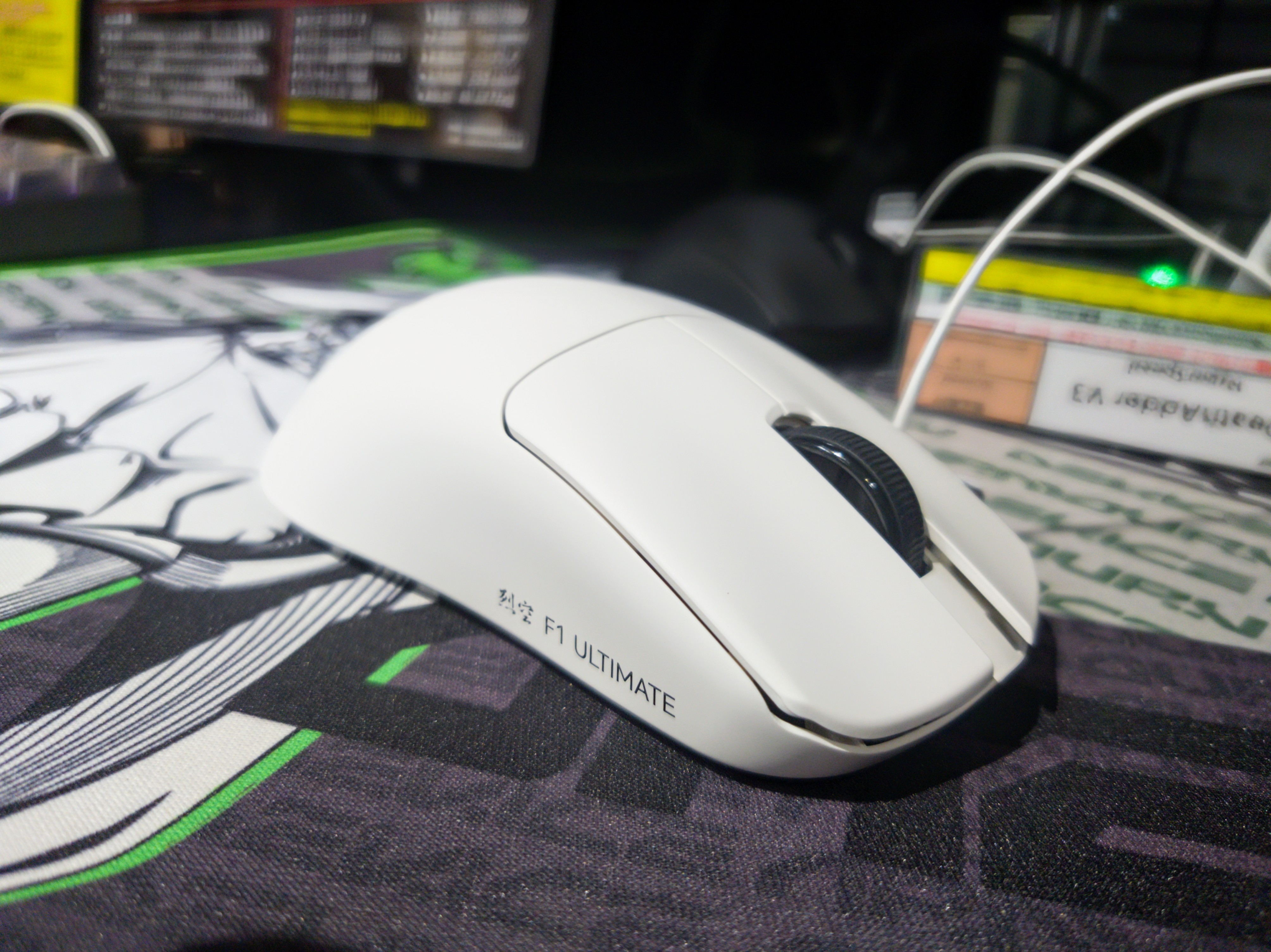 驚きの38g、ATKから超軽量ワイヤレスゲーミングマウス「BLAZING