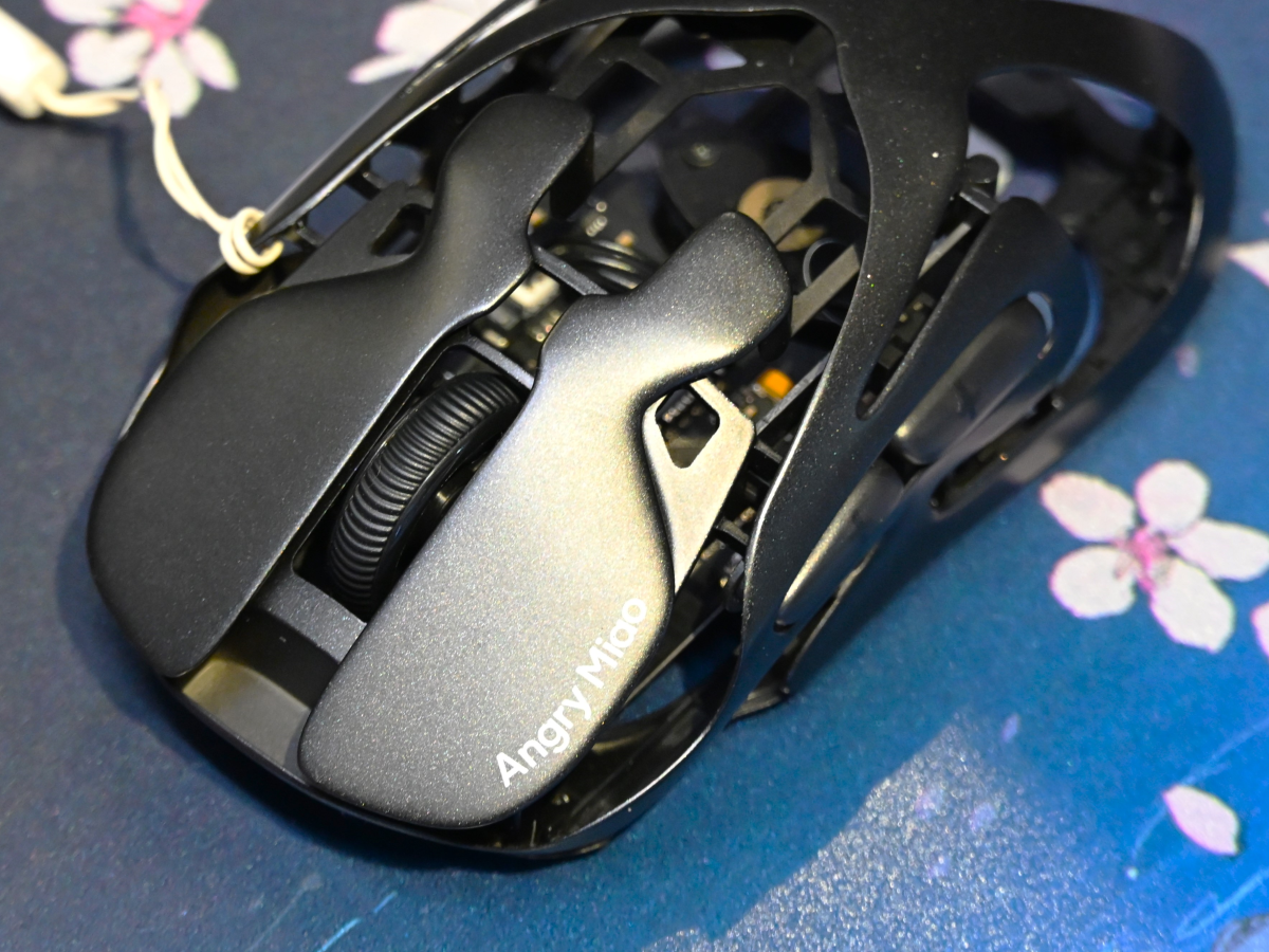 マウスのみ やまもり バッテリー交換で充電知らずの軽量ゲーミングマウス「Angry Miao