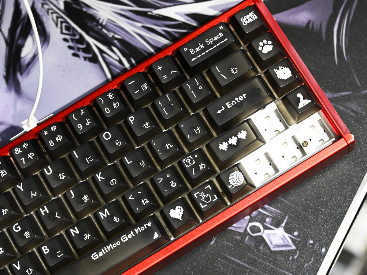 1万円以下でRT0.01mm 8K フルアルミケース採用のラピトリキーボード