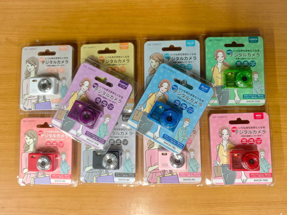 秋葉原みやげに大人気、手軽でカワイイMINIカメラ「SMC01」シリーズに